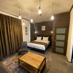  Apartamento J And R